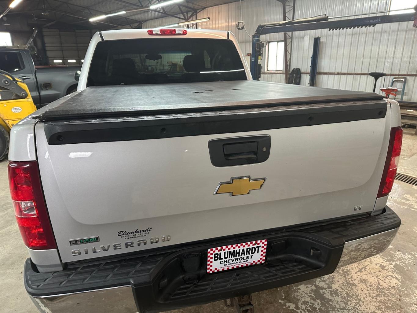 Used 2010 Chevrolet Silverado 1500 LT with VIN 3GCRKSE36AG265759 for sale in Ellendale, ND