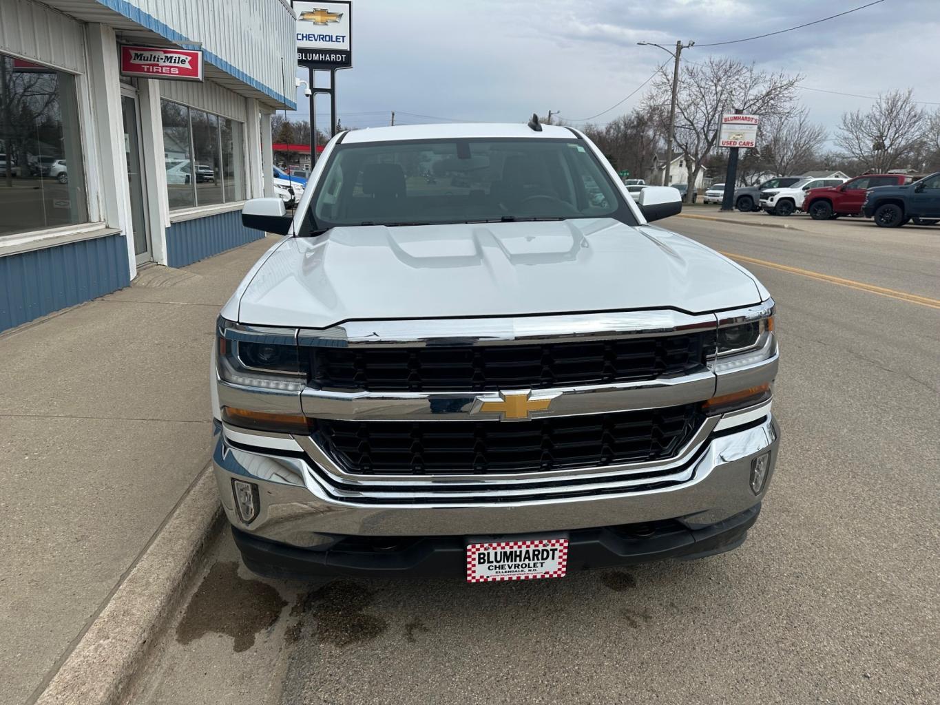 Used 2019 Chevrolet Silverado 1500 LD LT with VIN 2GCVKPEC2K1136293 for sale in Ellendale, ND